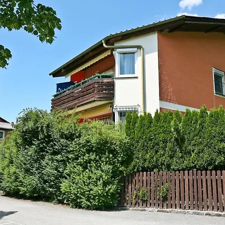 Holiday home Exclusive House In
